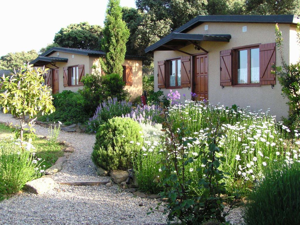 La Cerca Del Alcornoque Guest House Casas de Belvis Eksteriør bilde